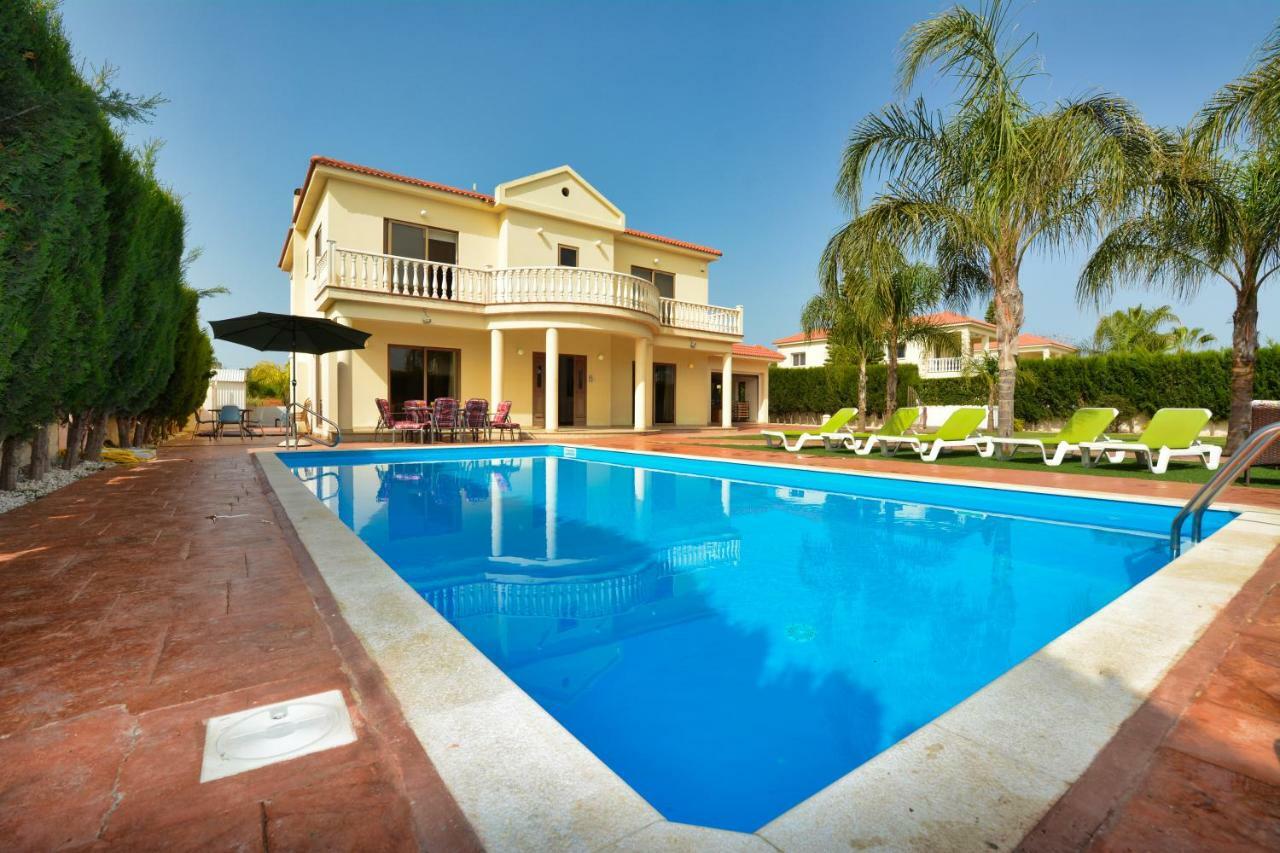 Villa Eva ไอยานาปา ภายนอก รูปภาพ